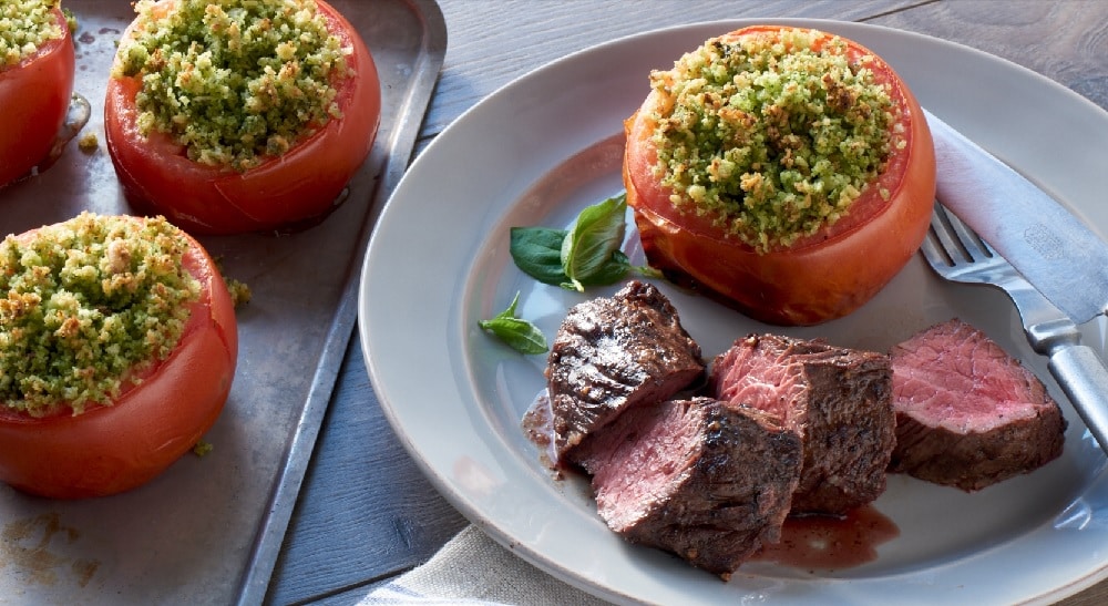 Receta de Arrachera con Jitomates Rellenos 🥩 🍅 un acompañamiento que no esperabas